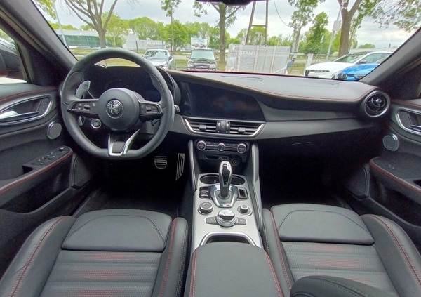 Alfa Romeo Giulia cena 229900 przebieg: 1, rok produkcji 2024 z Susz małe 232